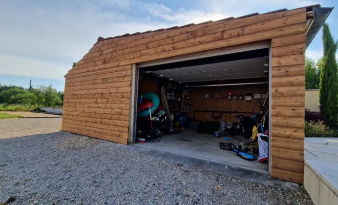 Habillage d'un garage en prepha, Dole, Richard Bois & Toit