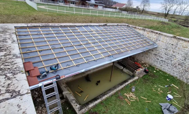 Rénovation d'un toit monopant pour le lavoir à Dammartin-Marpain, Dole, Richard Bois & Toit