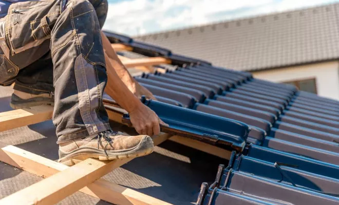 Pose de toitures neuves en tuiles, Dole, Richard Bois & Toit